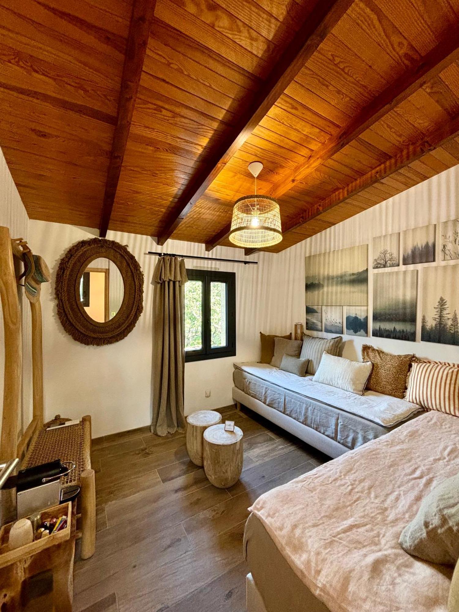 Maison Terre De Lune Mondragon Екстериор снимка